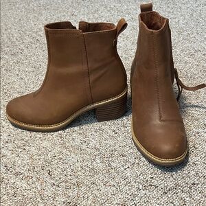 Toms Chestnut Ankle Booties